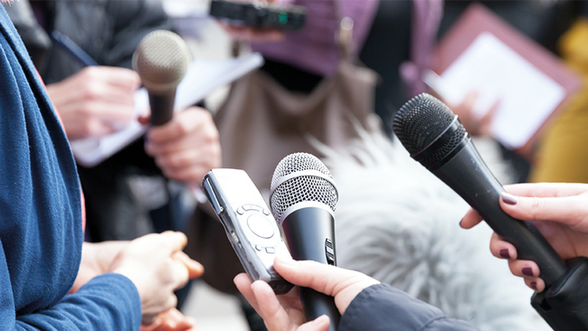 Blitzlicht-Medien_Header-gross © wellphoto AdobeStock